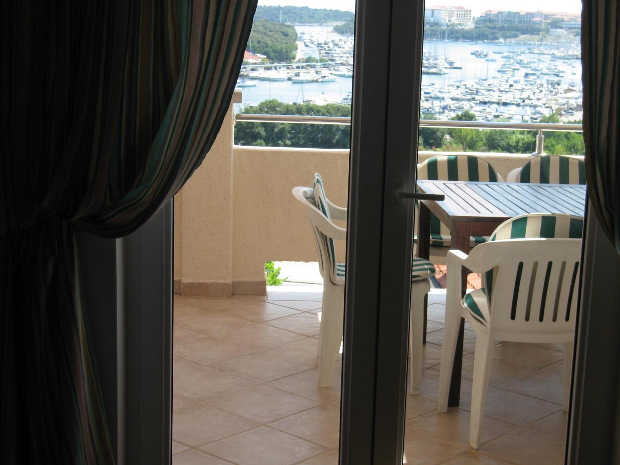 Apartment Franjo Pula Exterior photo